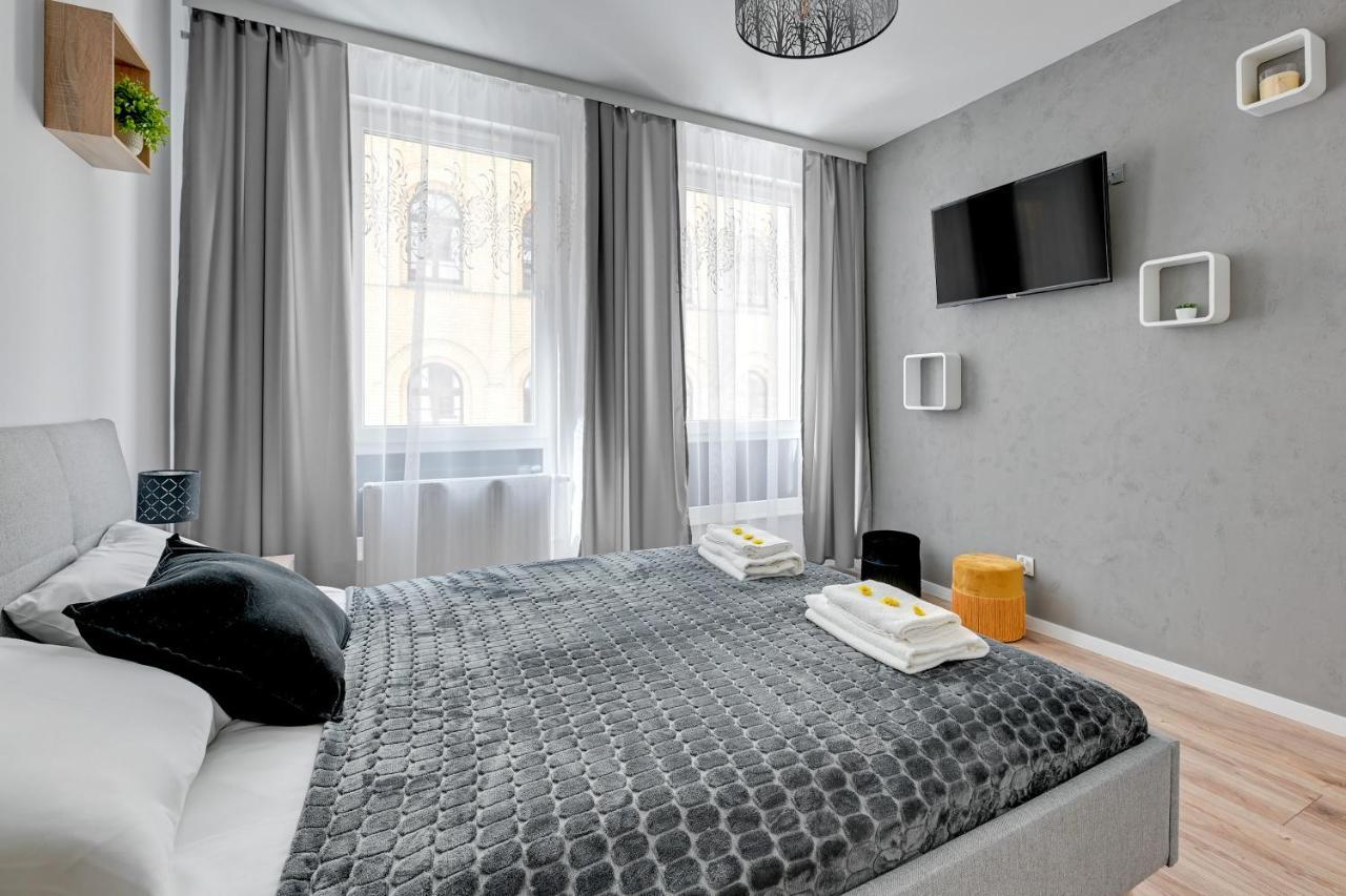 Apartment Wilcza Triapart